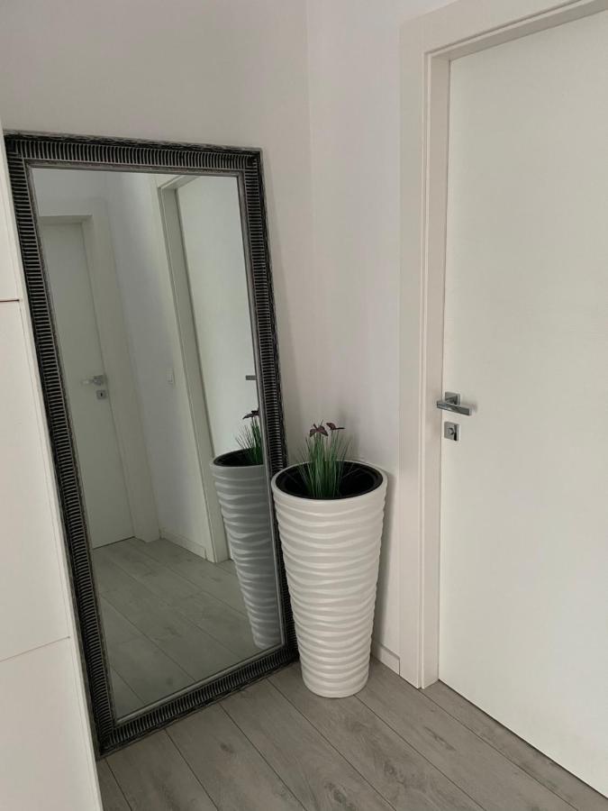 Drenova Apartman Apartamento Rijeka Exterior foto